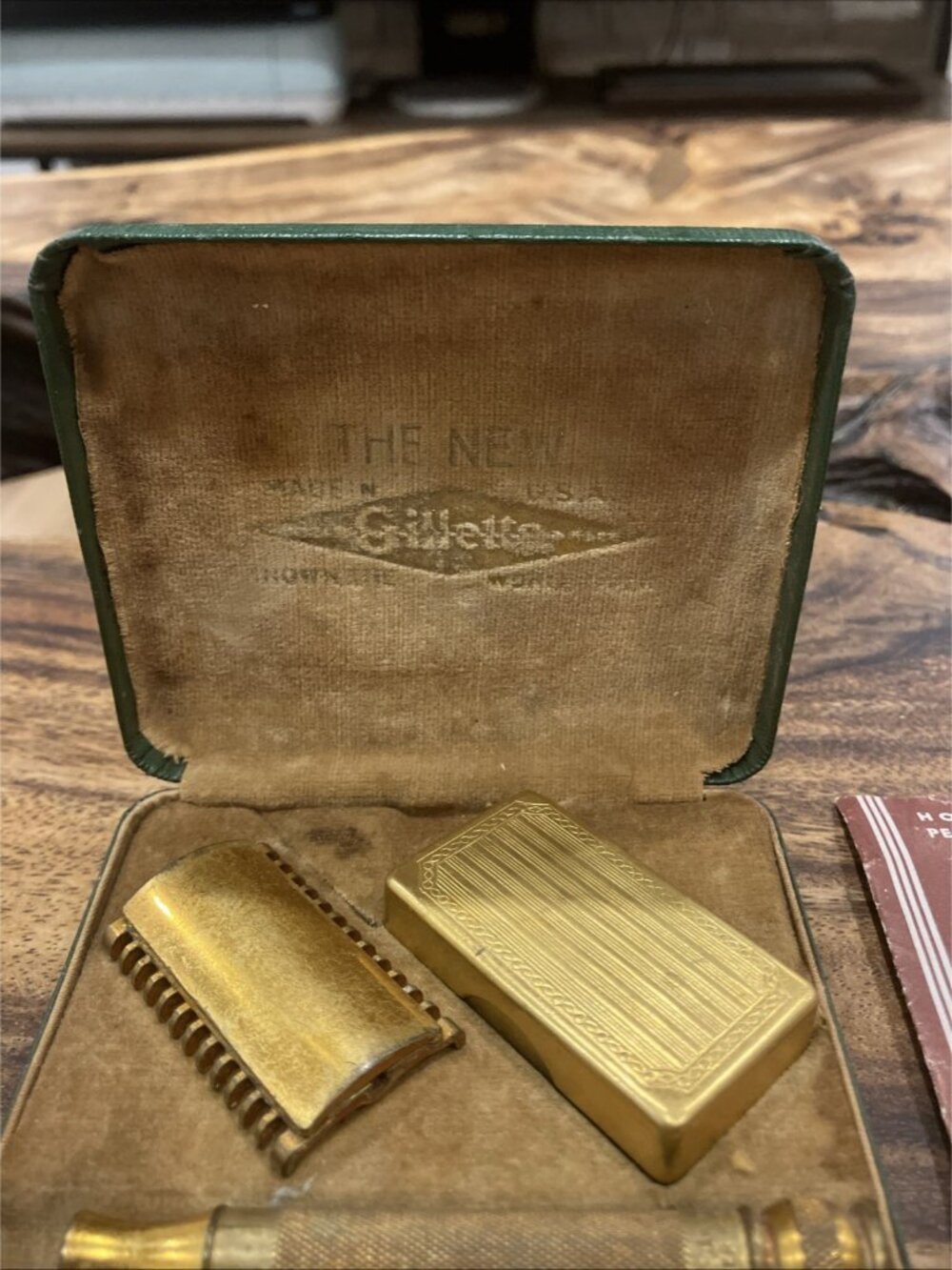 Vintage Gillette Razor In Box W/Used Blades - Picture 4 of 8